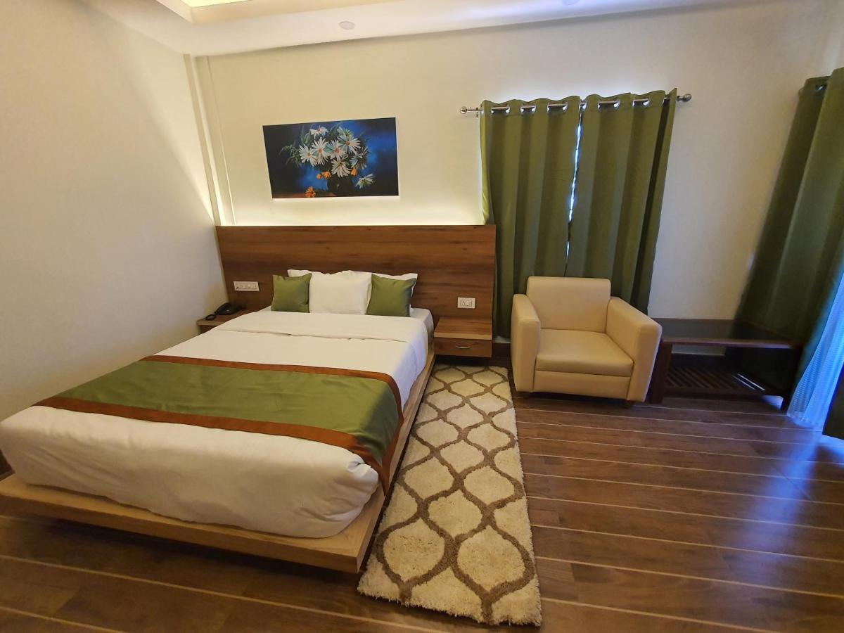 Hotel Deo Volente Sivasagar Luaran gambar