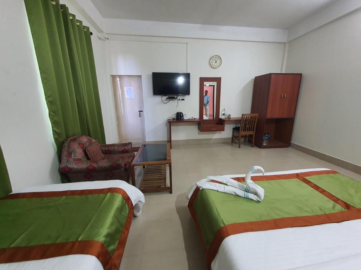 Hotel Deo Volente Sivasagar Luaran gambar
