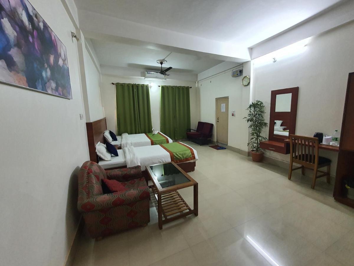 Hotel Deo Volente Sivasagar Luaran gambar