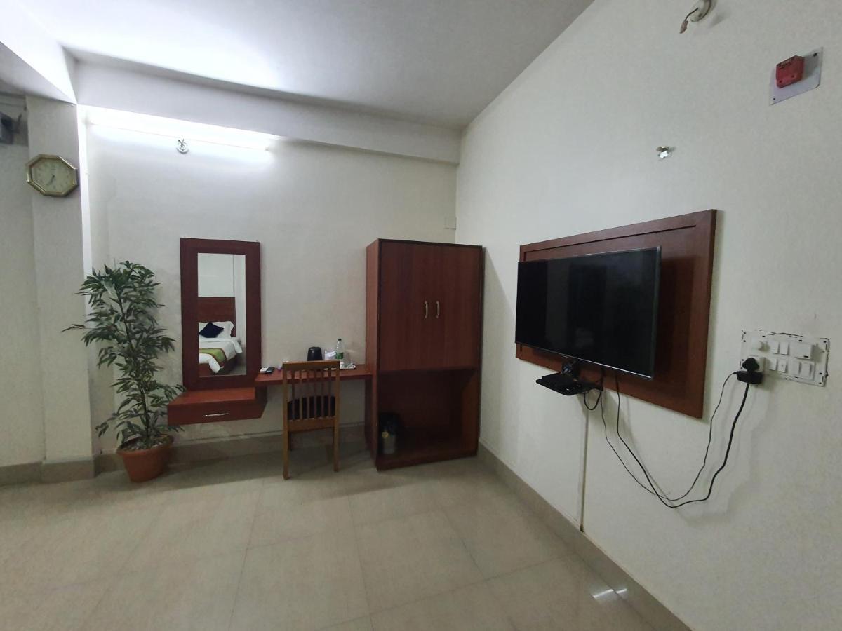 Hotel Deo Volente Sivasagar Luaran gambar